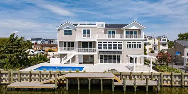 197 NAUTILUS DRIVE