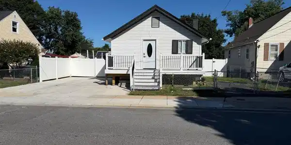 406 ORCHARD AVENUE