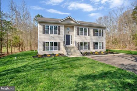 716 WAR BONNET TRAIL