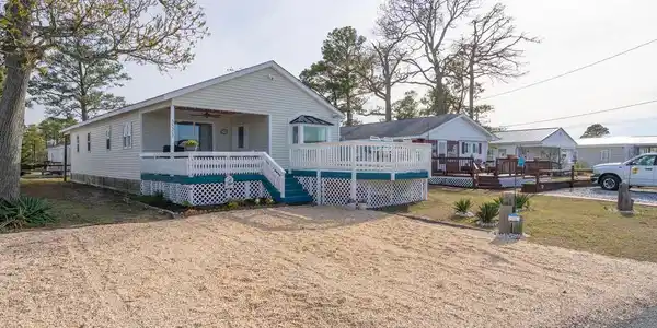 35372 BAYSHORE LANE