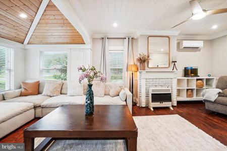523 LOVE POINT ROAD