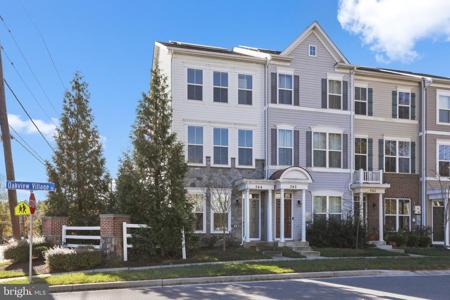 344 WHITE OAK WAY