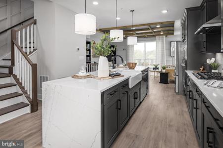 HOMESITE 242 LIGHT STREET