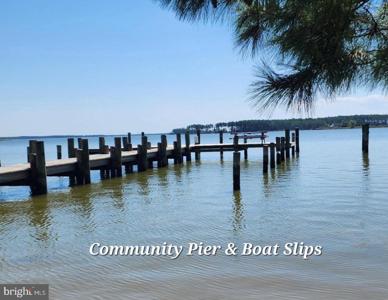 814 PINEHURST DRIVE