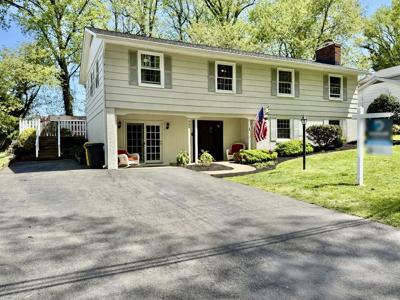 903 OLD COUNTY ROAD