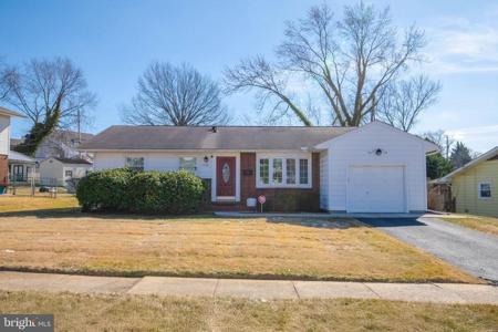 1324 CHAPEL HILL DRIVE