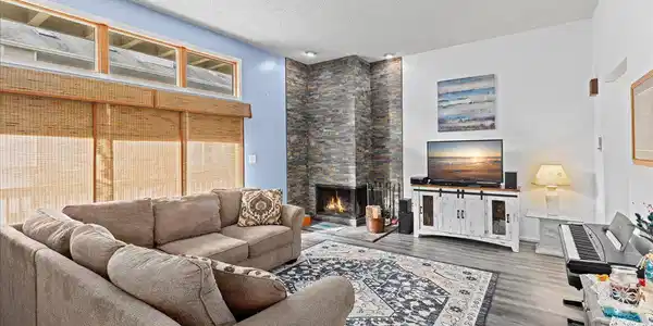 6 COQUILLE BEACH DRIVE