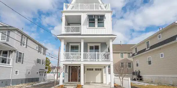 9 11TH STREET