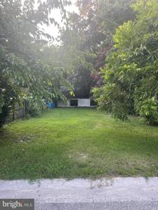 611 HUBERT STREET