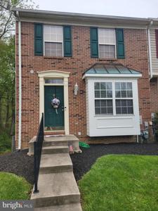 11 HICKORY LANE