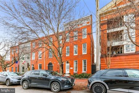828 WILLIAM STREET