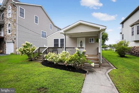 1224 BURKE