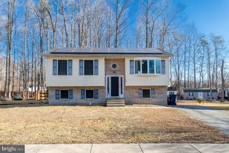 18 BURRWOOD COURT