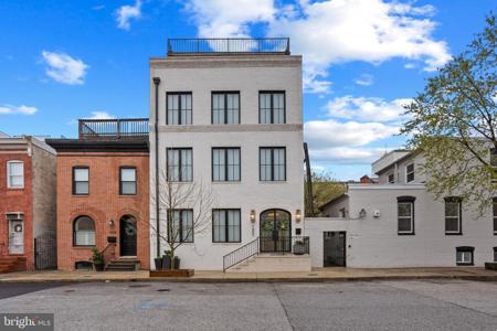 1021 BINNEY STREET