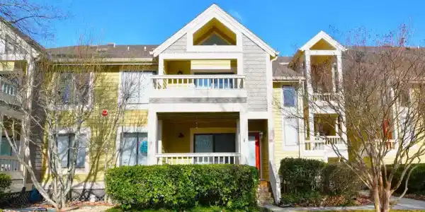 206 HERON DRIVE