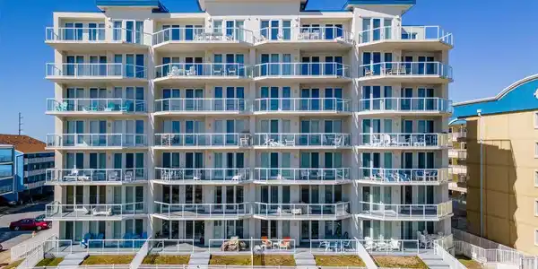 6 60TH STREET