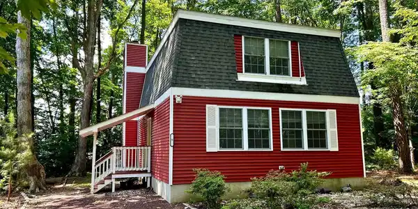 5 BELAIR COURT