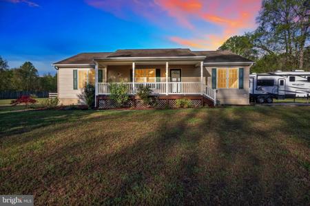 8116 HOBSON LANE