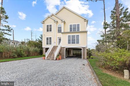 9 BURRWOOD COURT