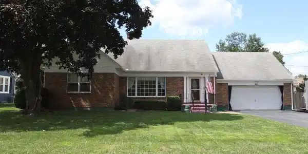 304 HAMILTON ST.
