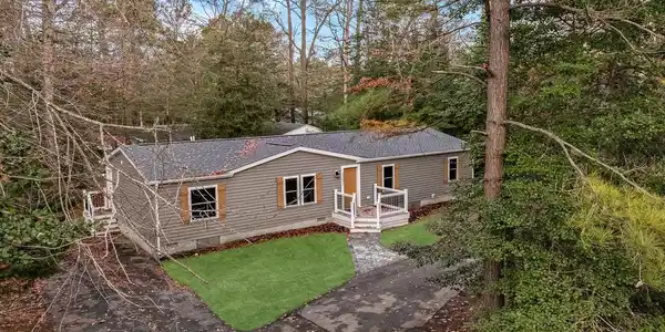 32697 ALBEMARLE COURT