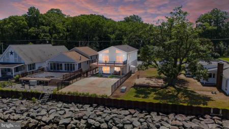187 RIVER DRIVE