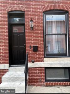 8 DECKER AVENUE