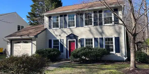 394 KINGS COLLEGE DRIVE