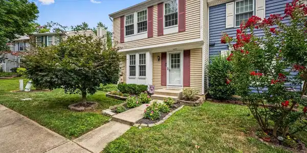 1430 POINT O WOODS COURT