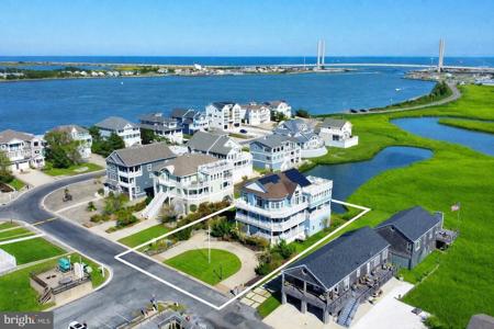 18 SHORE DRIVE