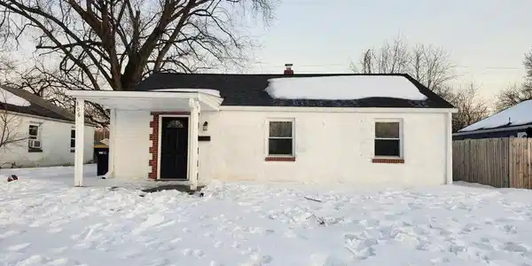 306 ELWOOD PLACE