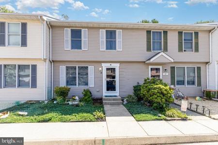 18 OWEN COURT
