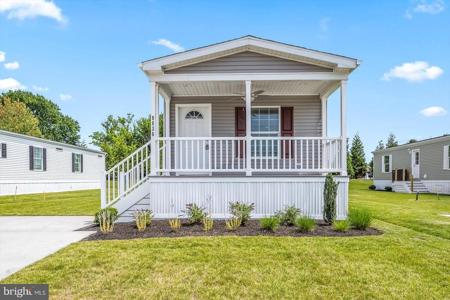 9836 SALT LIFE LANE