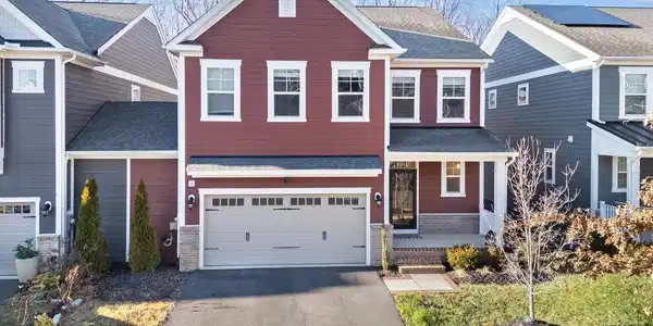 1527 MEADOWLARK GLEN ROAD
