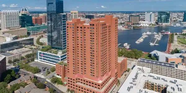 10 LEE STREET