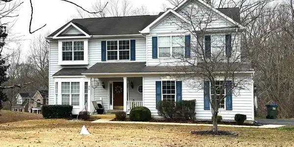 99 CRESTWOOD LANE