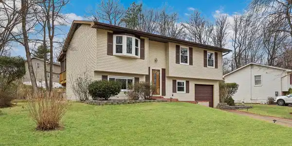 2509 TABOR COURT