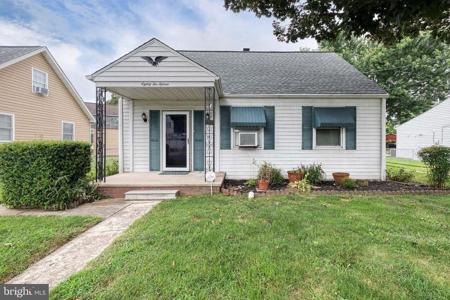 8215 NORTHVIEW ROAD