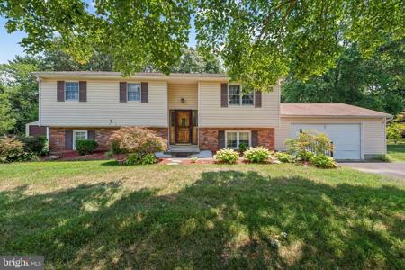 2951 STINNETT ROAD