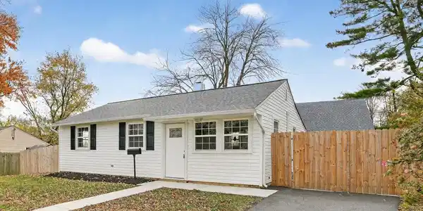 5 GLEN AVENUE