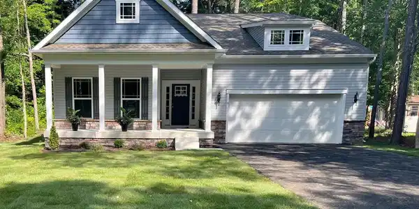 9 BRANDYWINE DRIVE