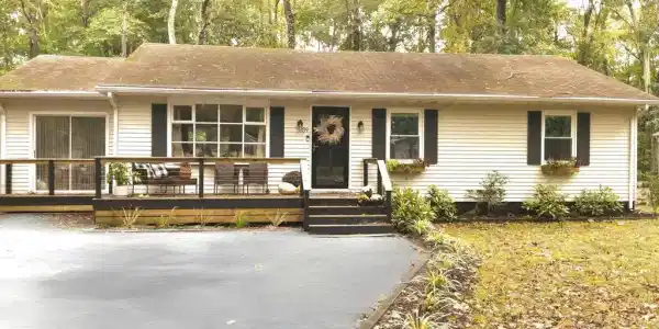 39 SEAFARER LANE