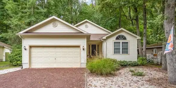 12 GARRETT DRIVE