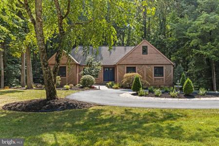 1698 BRICKHOUSE BAR COURT