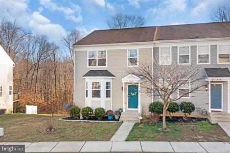 440 ENGLISH OAK LANE