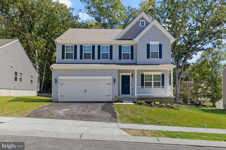 18 MADISON PAIGE DR