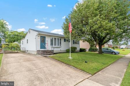 1118 CEDARCLIFF DRIVE