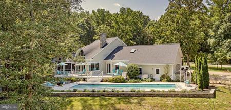 230 BREEZY POINT