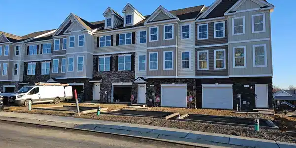 82 POTOMAC COURT