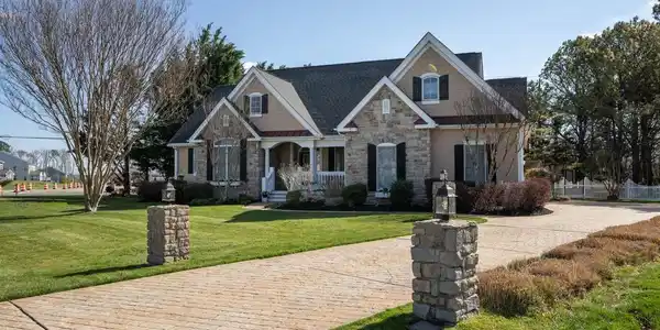 33100 GRAPE VINE COURT